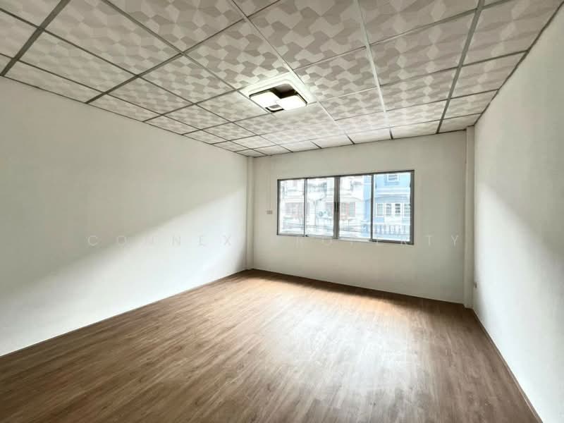 Phong Sirichai 1, Samut Sakhon, Om Noi, Krathum Baen, Samut Sakhon, 4 Bedrooms, 140 sqm, Townhouse For Sale, by Connex Property, 60100318 - DDproperty.com