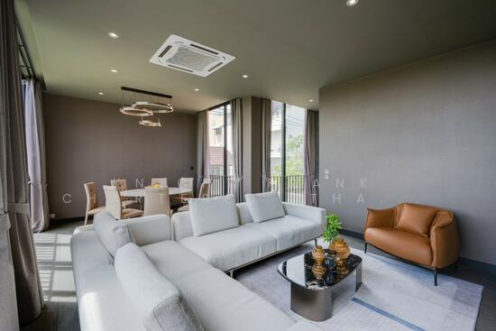 Jia Pool Residence, bangkok