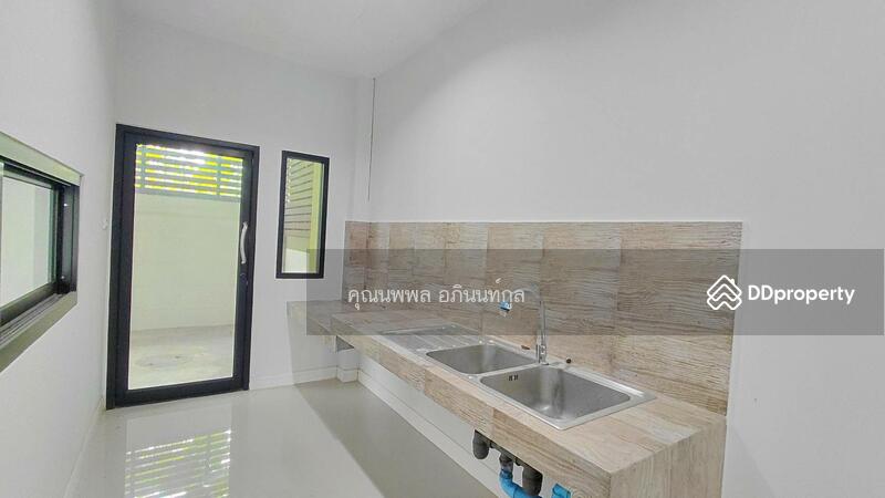 For Rent - For rent, a 3-storey townhome, 252 sq.m., The Chance Baromaratchonni-Sai 5, near Central Salaya, Nakhon Pathom