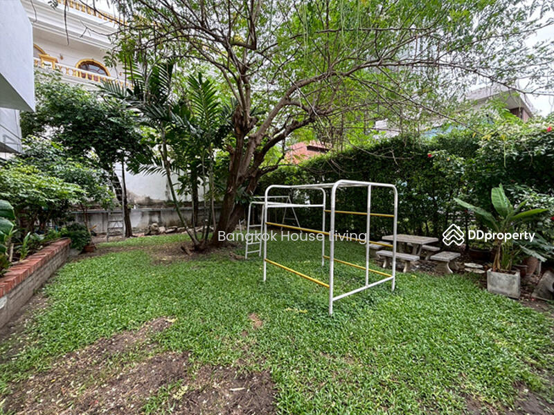 For Rent - AA Court, Bangkok