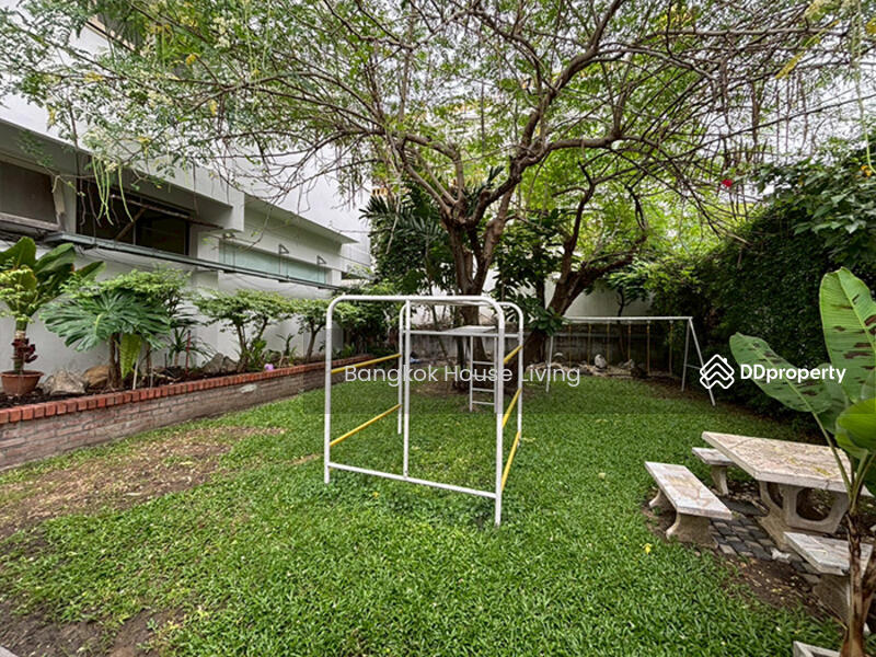 For Rent - AA Court, Bangkok
