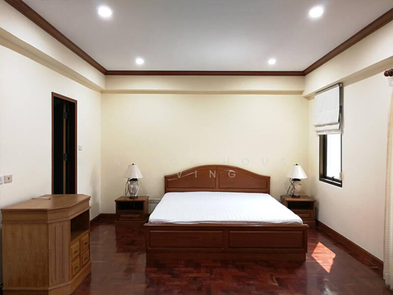 พร้อมศักดิ์ แมนชั่น, กรุงเทพ, สุขุมวิท 3 สุขุมวิท, คลองตันเหนือ, วัฒนา, กรุงเทพ, 200 ตร.ม., คอนโด ให้เช่า, โดย Bangkok House Living, 60100427 - DDproperty.com