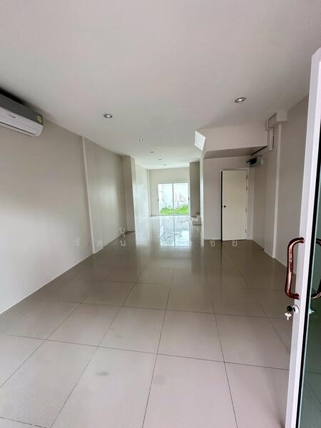 ให้เช่า - ทำเลติดถนนใหญ่สุขสวัสดิ์ ให้เช่าตึกโฮมออฟฟิศ 4ชั้น ซิลค์ สุขสวัสดิ์ ตึกสวยพร้อมอยู่ ทำเลดี ติดถ.ใหญ่, กรุงเทพ