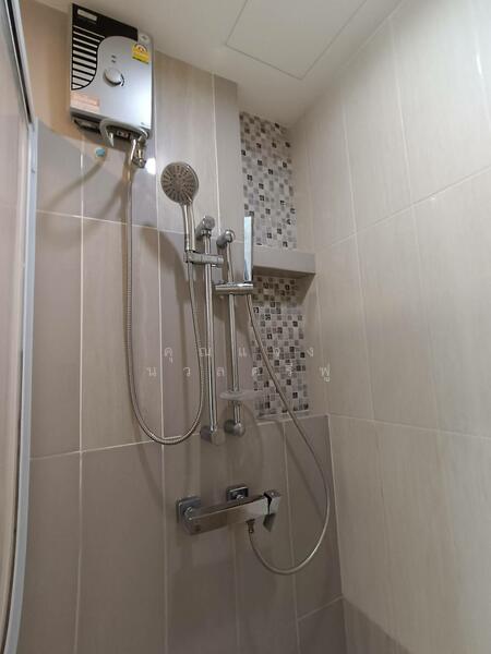 Life Ratchadapisek, Bangkok, 279 Ratchadapisaek Road, Huai Khwang, Bangkok, 2 Bedrooms, 46 sqm, Condo For Rent, by คุณแจง นวลศรีฟู, 60101133 - DDproperty.com