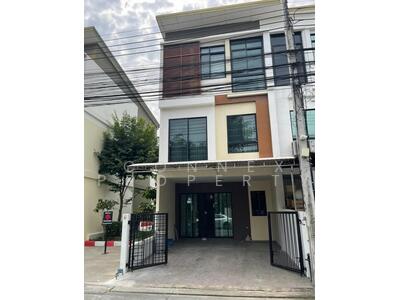 ขาย - Six Nature Vibha 60 : ซิกเนเจอร์ วิภา 60, กรุงเทพ