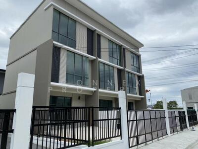 ขาย - PATIO Ladkrabang-Motorway : พาทิโอ ลาดกระบัง-มอเตอร์เวย์, กรุงเทพ