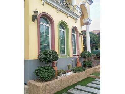 ขาย - Narasiri Sathorn-Wongwaen : นาราสิริ สาทร - วงแหวน, กรุงเทพ