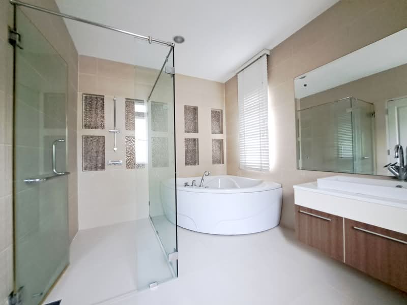 Grand Bangkok Boulevard Pinklao : แกรนด์ บางกอก บูเลอวาร์ด ปิ่นเกล้า, กรุงเทพ, ถนน พุทธมณฑลสาย 2, ศาลาธรรมสพน์, ทวีวัฒนา, กรุงเทพ, 367 ตร.ม., บ้านเดี่ยว ขาย, โดย วรินทร กูลจีรัง, 60101738 - DDproperty.com