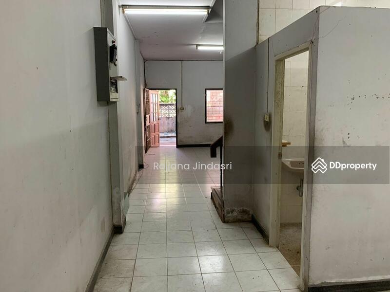 For Sale - 4-Bedroom Townhouse, Bangkok