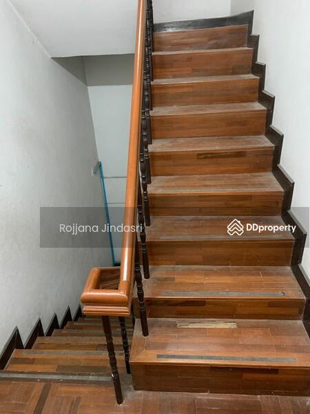 For Sale - 4-Bedroom Townhouse, Bangkok