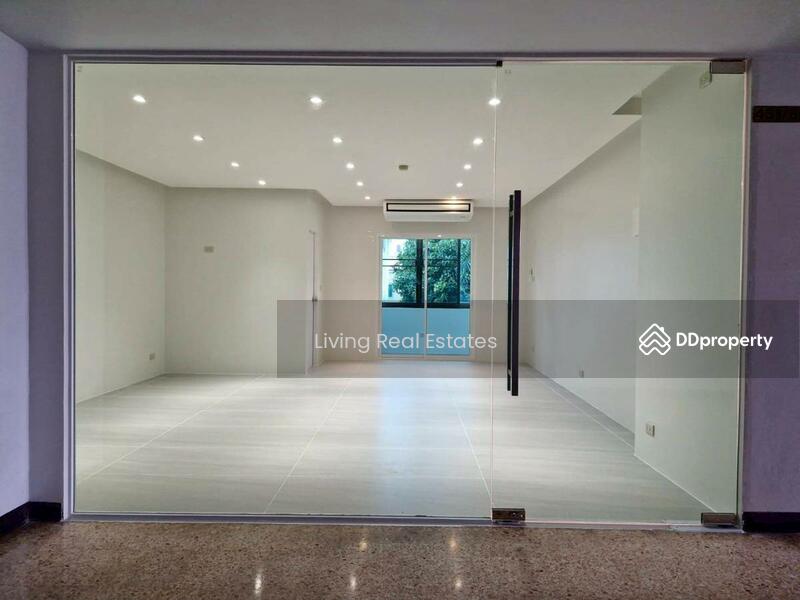 ให้เช่า - Sathorn Place : สาธร เพลส, กรุงเทพ