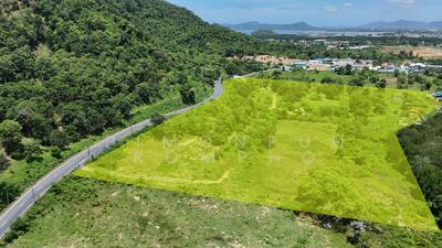 ขาย - ขายที่ดินพัฒนาแล้ว เหมาะสำหรับโครงการพูลวิลล่า หรู บนเกาะสิเหร่ ภูเก็ต ขนาด 6 ไร่ 96 ตารางวา, ภูเก็ต