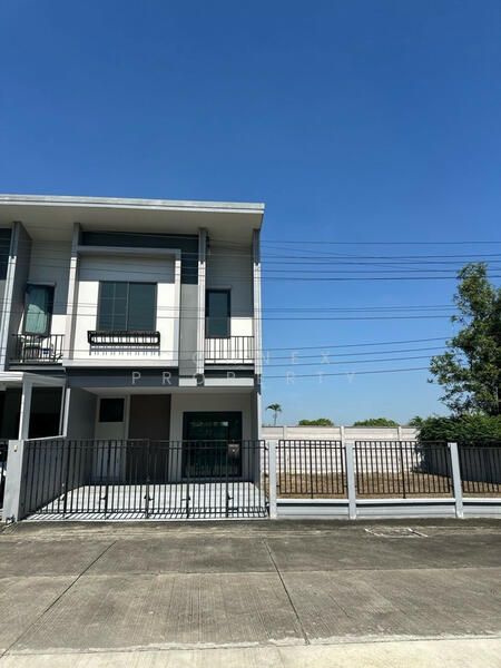 For Sale - Britania Mega Town Bangna, Samut Prakan