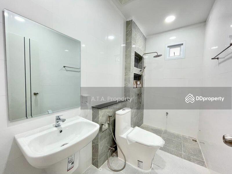 For Sale - Premwara Village, Sriracha, Chon Buri