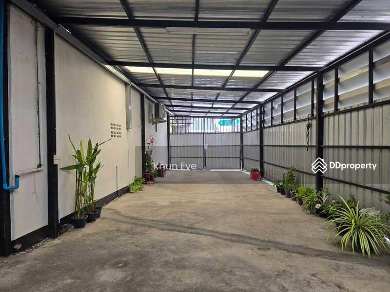 For Rent - Warehouse with office for rent on Soi Lat Phrao 38 (SPSEVE1125), Bangkok