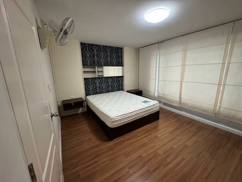 ให้เช่าบ้านลาดพร้าว 71 ตกแต่งใหม่, Bangkok, Lat Phrao, Bangkok, 4 Bedrooms, 156 sqm, Townhouse For Rent, by เฌอณิษฐา  นิติวัชญ์วาณิช, 60103276 - DDproperty.com
