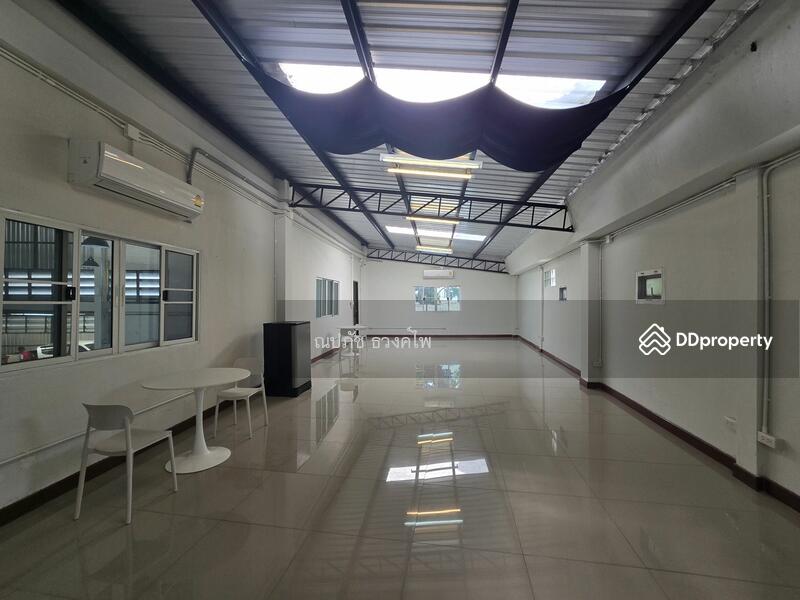 For Rent - Warehouse with Office For Rent,Arae size 490Sqm.at Lat Phrao 38,Close to MRT Lat Phrao,Bangkok., Bangkok