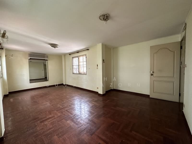 Muang Ake Village, Pathum Thani, Muang Ake Rd, Lak Hok, Muang Pathum Thani, Pathum Thani, 4 Bedrooms, 300 sqm, Single Detached House For Sale, by PITCHA SUVARNAZORN, 60103427 - DDproperty.com