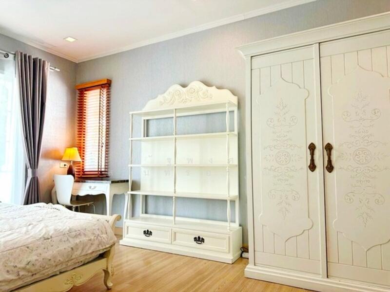 For Rent - แม็คโคร บางบอน 1.7 กม. ให้เช่าคฤหาสน์ บ้านเดี่ยวหรู 2 ชั้นหรูหรา เอกชัย96-104 -วงแหวน 7-11 100ม., Bangkok