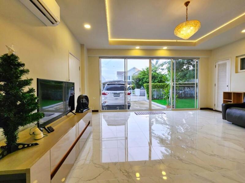 For Rent - แม็คโคร บางบอน 1.7 กม. ให้เช่าคฤหาสน์ บ้านเดี่ยวหรู 2 ชั้นหรูหรา เอกชัย96-104 -วงแหวน 7-11 100ม., Bangkok