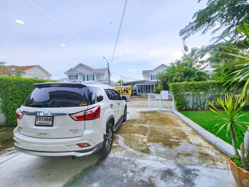 For Rent - แม็คโคร บางบอน 1.7 กม. ให้เช่าคฤหาสน์ บ้านเดี่ยวหรู 2 ชั้นหรูหรา เอกชัย96-104 -วงแหวน 7-11 100ม., Bangkok