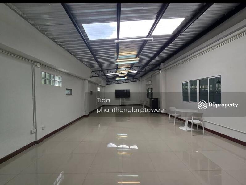 ให้เช่า - ให้เช่าโกดัง พร้อม ออฟฟิศ ลาดพร้าว 38 Warehouse with office for rent on Soi Lat Phrao 38., กรุงเทพ