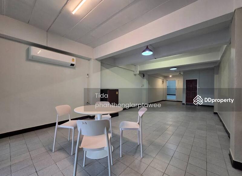 ให้เช่า - ให้เช่าโกดัง พร้อม ออฟฟิศ ลาดพร้าว 38 Warehouse with office for rent on Soi Lat Phrao 38., กรุงเทพ