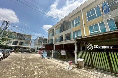 ขาย - หมู่บ้านเบล็สทาวน์ รามอินทรา 127, กรุงเทพ