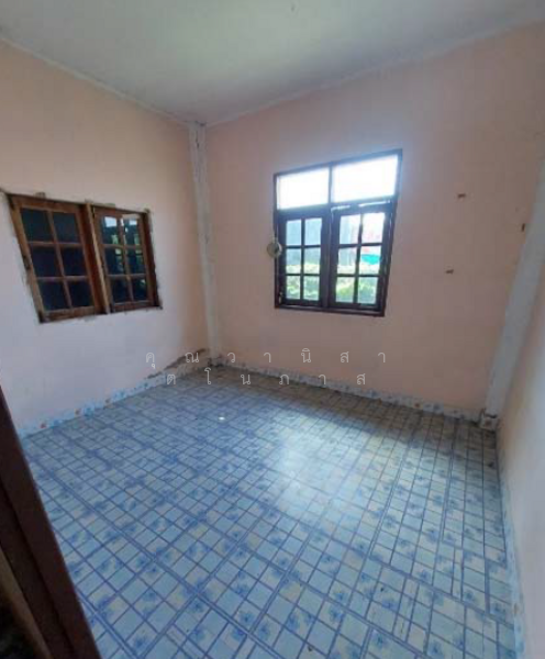 Land and Building for Sale in Ban Klang, Mueang Nakhon Phanom District, Nakhon Phanom Province, Nakhon Phanom, 19 ถนนบ้านกลาง-บ้านบึงหล่น, Ban Klang, Muang Nakhon Phanom, Nakhon Phanom, , 2,000 sqm, Retail Space For Sale, by คุุณวานิสา ตโนภาส, 60103844 - DDproperty.com