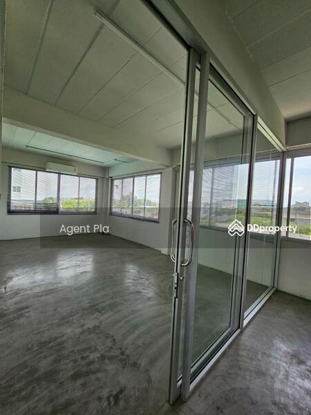 For Rent - Newly renovated Commercial Buildings for Rent – 2 Units (SPSP620), Bangkok