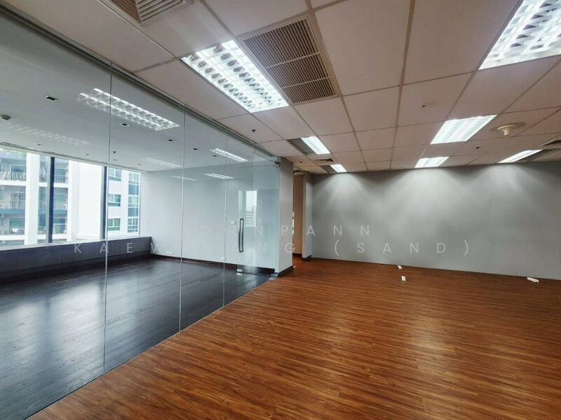 Rama 9 Office Space for Rent | 245 sq.m. | Walk to MRT & Central Mall, Bangkok, Huai Khwang, Bangkok, , 215 sqm, Office Space For Rent, by Pornpann Kaewplang (Sand), 60104001 - DDproperty.com