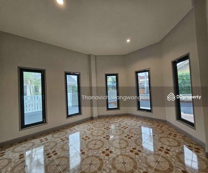 For Sale - 3-Bedroom House, Prachuap Khiri Khan