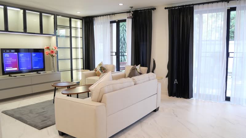 ไม่ทราบชื่อ, Bangkok, Bang Chak, Phra Khanong, Bangkok, 5 Bedrooms, 550 sqm, Single Detached House For Rent, by Khun Aranya, 60104479 - DDproperty.com