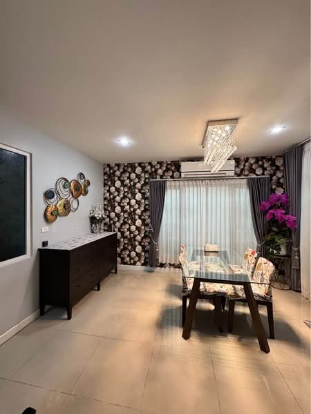 ไม่ทราบชื่อ, Bangkok, Lat Phrao, Bangkok, 4 Bedrooms, 200 sqm, Single Detached House For Rent, by Khun Aranya, 60104507 - DDproperty.com