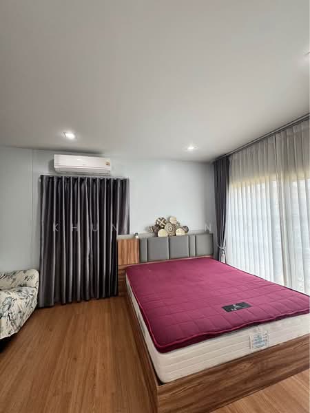 ไม่ทราบชื่อ, Bangkok, Lat Phrao, Bangkok, 4 Bedrooms, 200 sqm, Single Detached House For Rent, by Khun Aranya, 60104507 - DDproperty.com