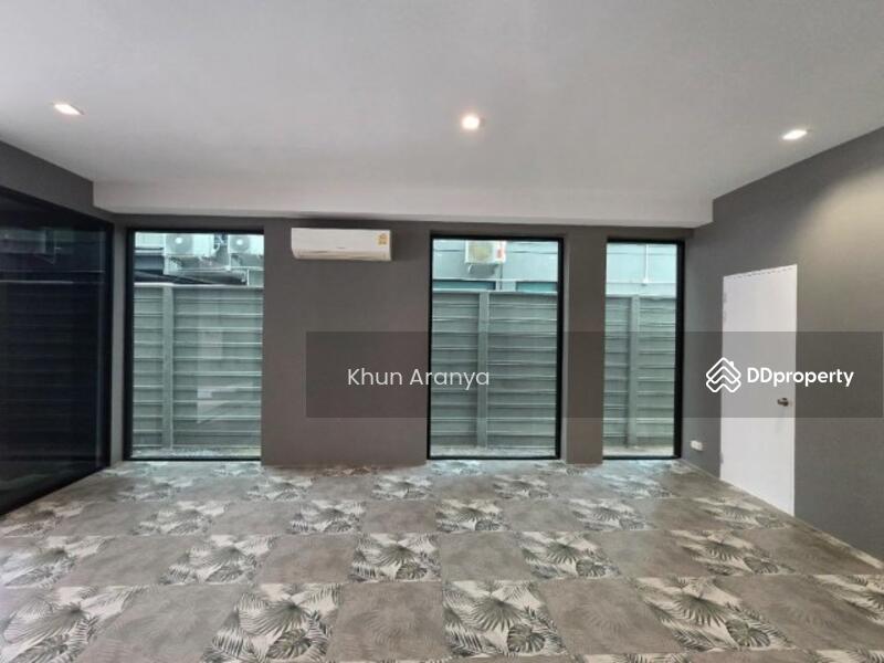 ให้เช่า - 89 Residence Ratchada-Rama 9 : 89 เรสซิเดนซ์ รัชดา-พระราม9, กรุงเทพ