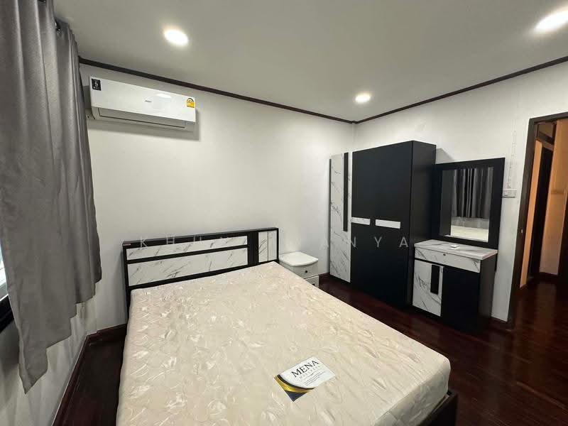 ไม่ทราบชื่อ, Bangkok, Din Daeng, Bangkok, 3 Bedrooms, 150 sqm, Townhouse For Rent, by Khun Aranya, 60104592 - DDproperty.com