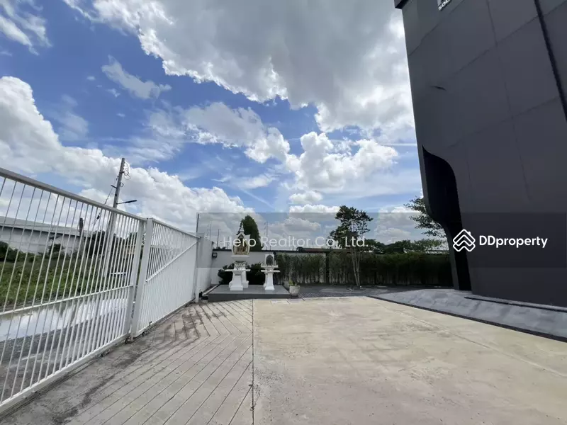 For Sale - Standalone Warehouse with Office for Sale on Lat Krabang BRE25379, Bangkok