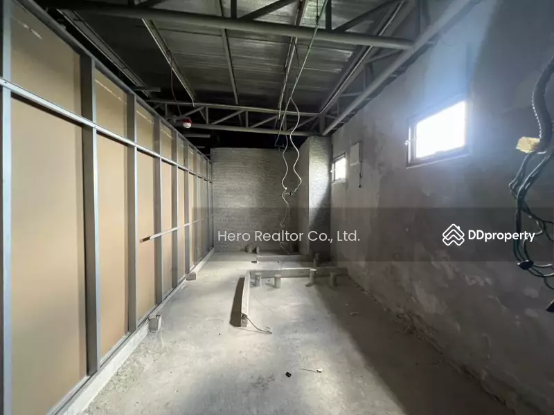 For Sale - Standalone Warehouse with Office for Sale on Lat Krabang BRE25379, Bangkok