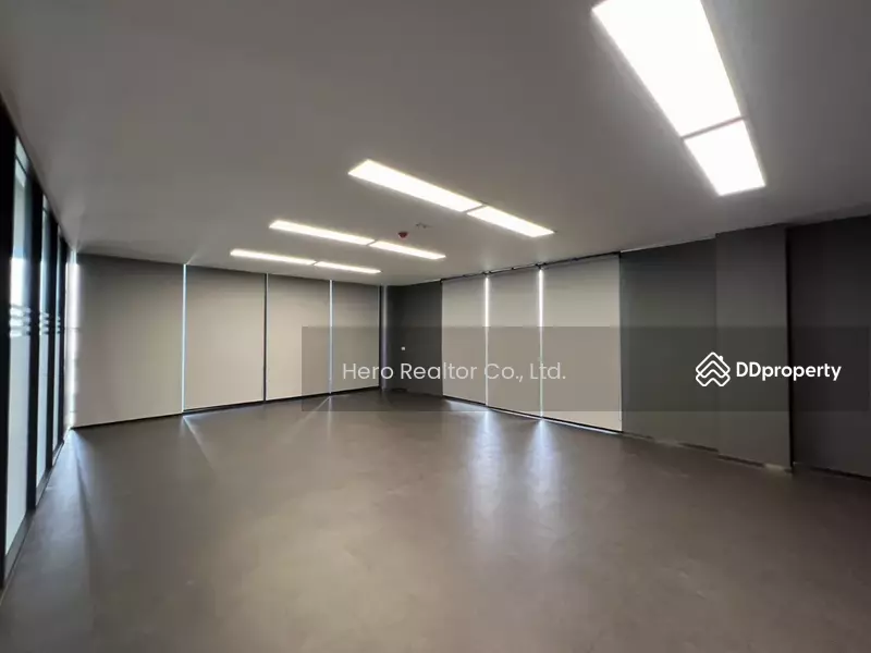 For Sale - Standalone Warehouse with Office for Sale on Lat Krabang BRE25379, Bangkok