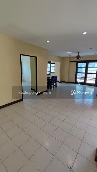 For Sale - 4-Bedroom House, Bangkok