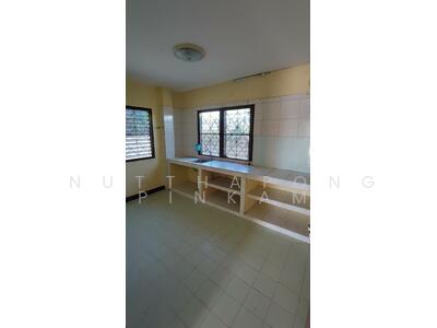 ขาย - บ้าน 4-ห้องนอน, กรุงเทพ