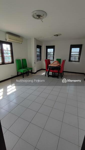 For Sale - 4-Bedroom House, Bangkok