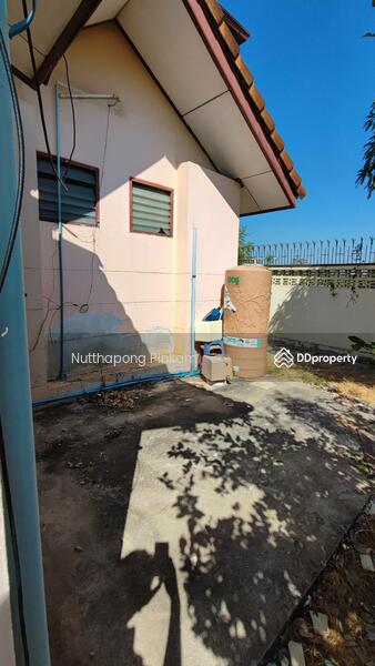 For Sale - 4-Bedroom House, Bangkok