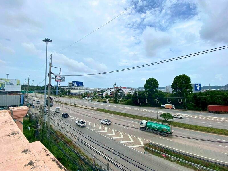 ขายและให้เช่า อาคารพาณิชย์ 2 คูหา ห้องมุม ติดถนนสุขุมวิท – แหลมฉบัง ใกล้แยกมิชลิน ทำเลทองธุรกิจ, Chon Buri (Pattaya), 31/10-11 สุขุมวิท, Thung Suk La, Si Racha, Chon Buri (Pattaya), , 460 sqm, Shophouse For Sale, by Pronthip Wattanasatiengul, 60106478 - DDproperty.com