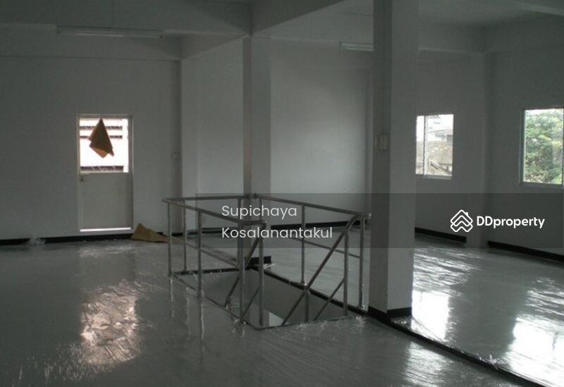 For Sale - 3-Bedroom Townhouse, Bangkok