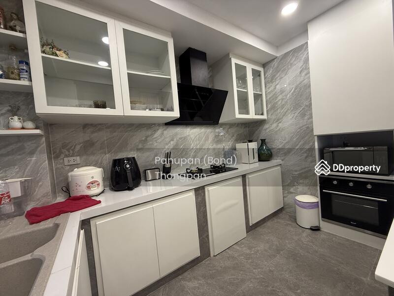 For Sale - Baan Somprasong, Chon Buri