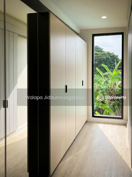 ให้เช่า - ทาวน์เฮาท์ 4-ห้องนอน, กรุงเทพ