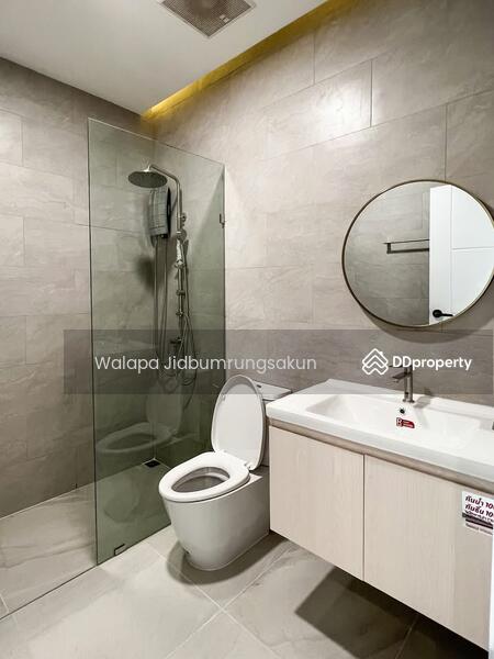 For Rent - 4-Bedroom Townhouse, Bangkok