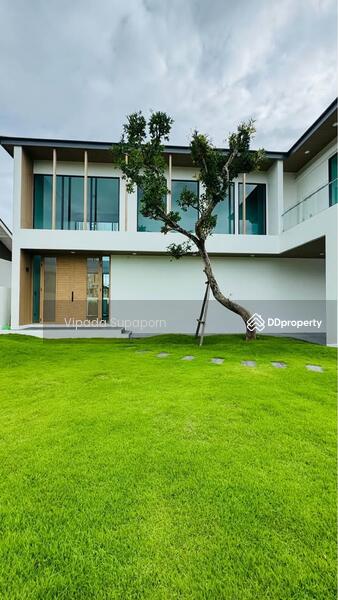 For Sale - 4-Bedroom House, Chiang Mai